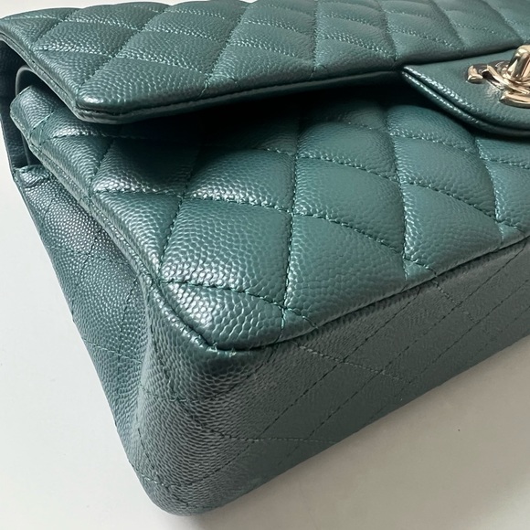 —SOLD—CHANEL M CLASSIC DOUBLE FLAP LGHW - Picture 14 of 14